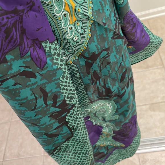 CHRISTIAN DIOR 100% silk square scarf greens/blues/purple/paisley/b+w+swirlydoos - Picture 6 of 15